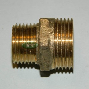833
